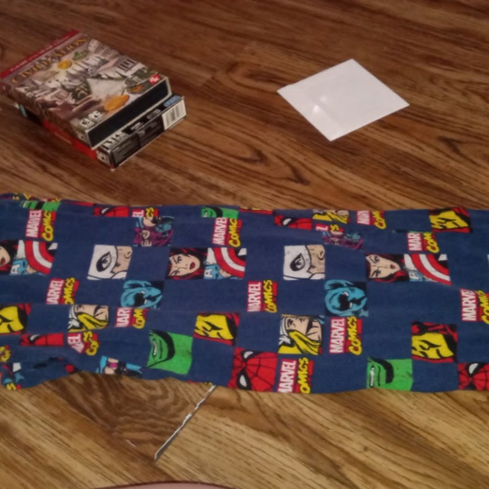 Pajama pants marvel size Large